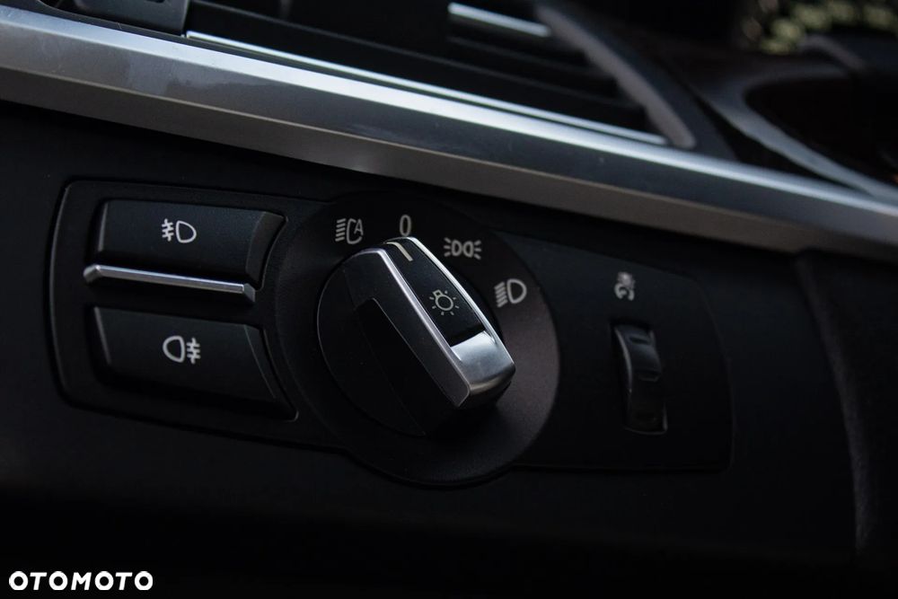 BMW Seria 6 650i - 18