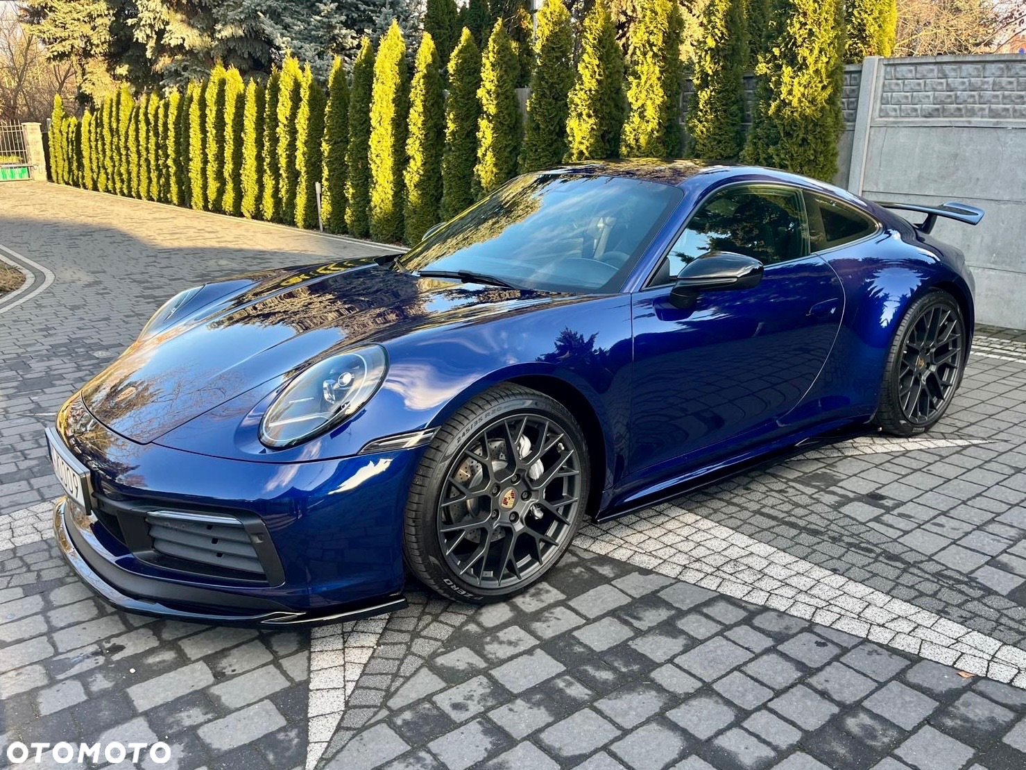 Porsche 911 Carrera - 12