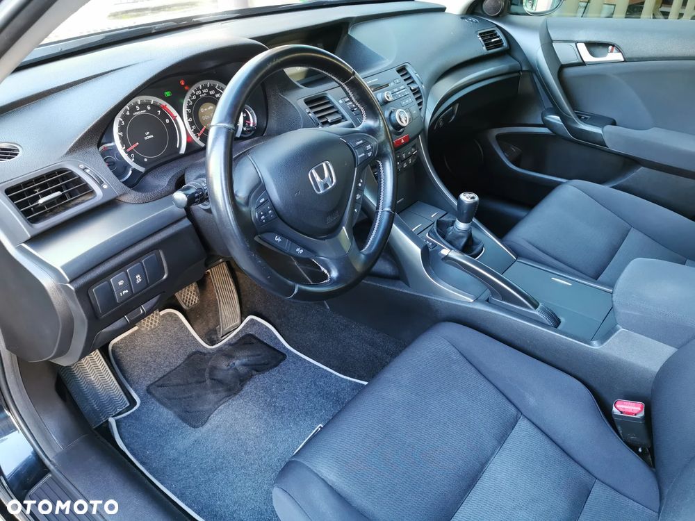 Honda Accord 2.0 Elegance Advantage - 11