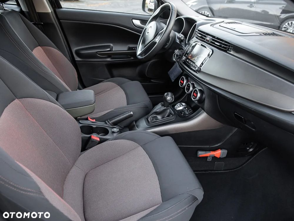 Alfa Romeo Giulietta 1.4 TB MultiAir Progression TCT - 30