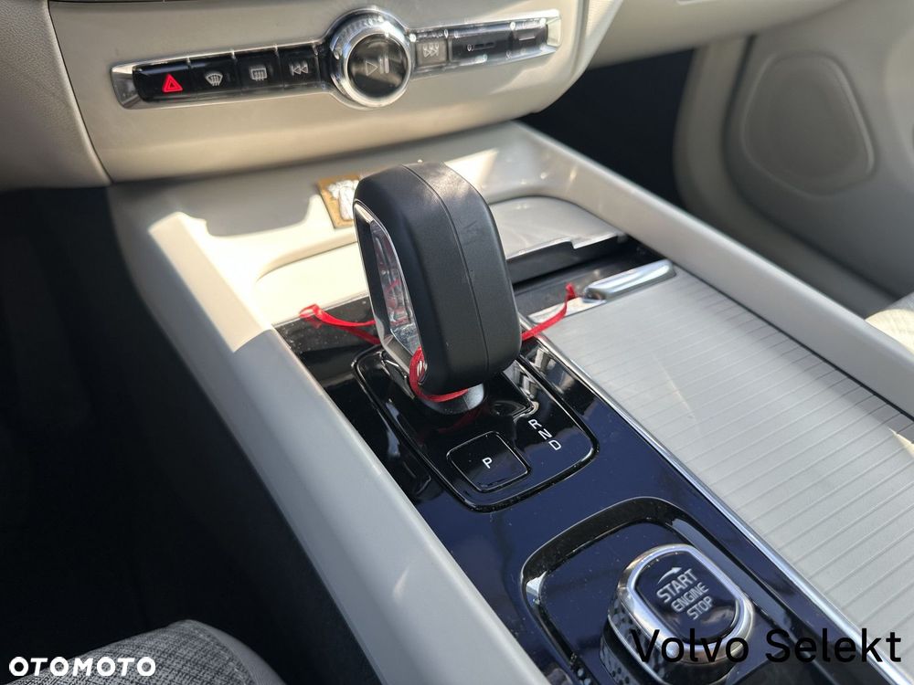Volvo XC 60 - 21