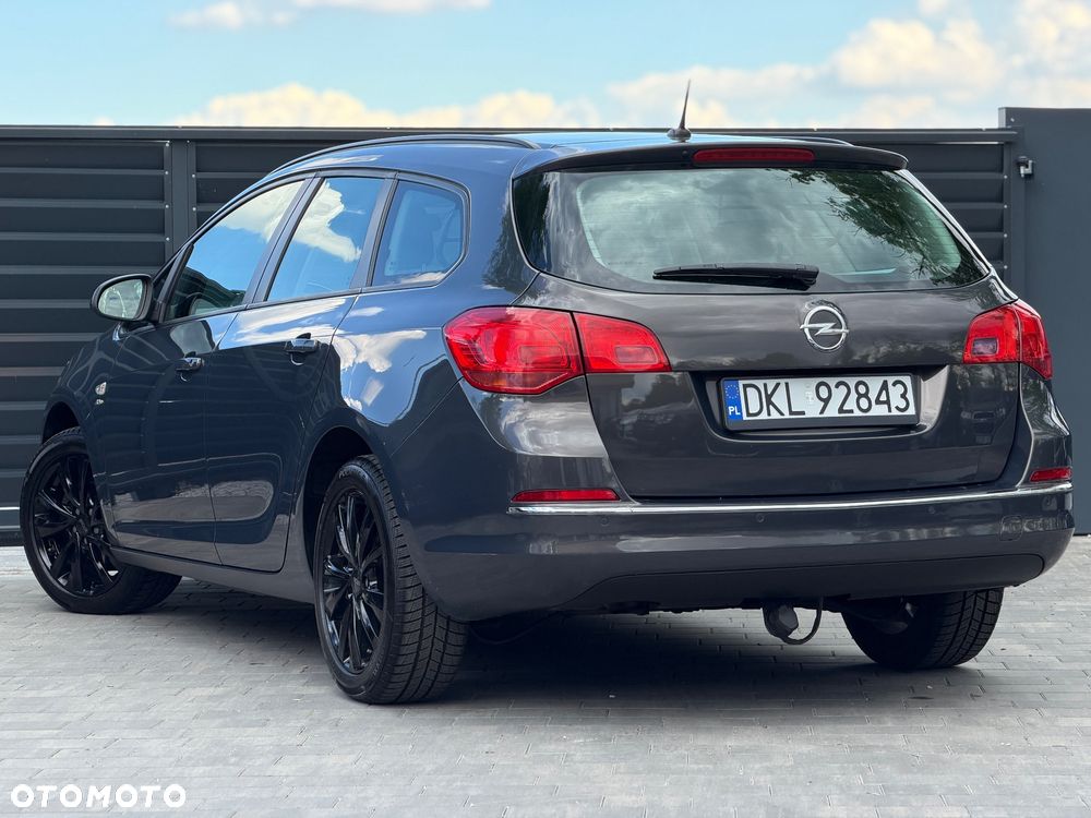 Opel Astra 1.4 Turbo - 4