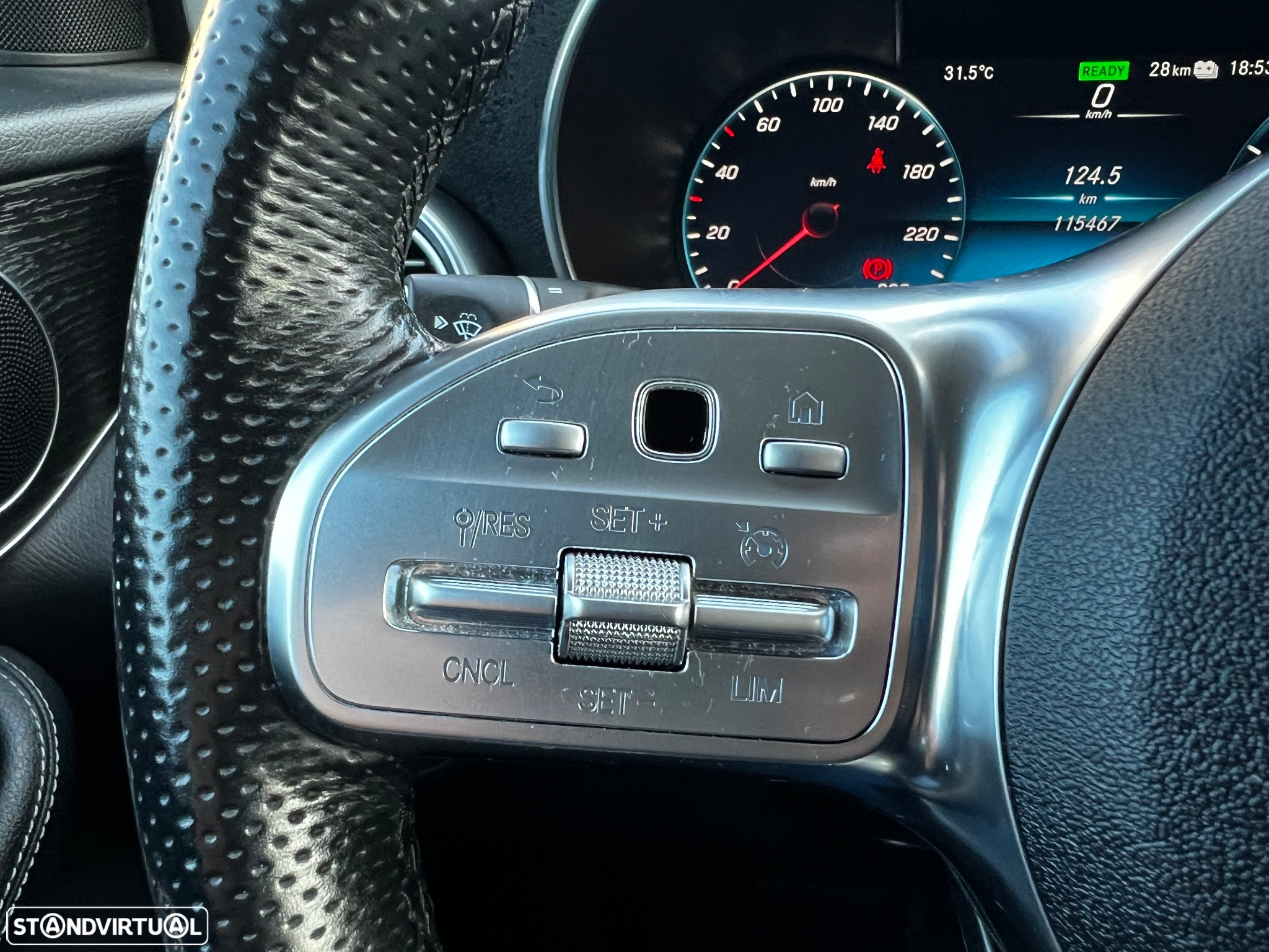 Mercedes-Benz GLC 300 de 4Matic - 21