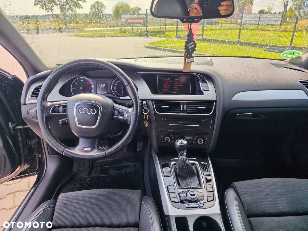 Audi A4 Avant 2.0 TDI - 6