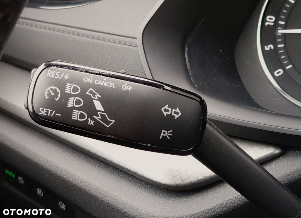 Skoda Octavia 2.0 TDI Ambition DSG - 21