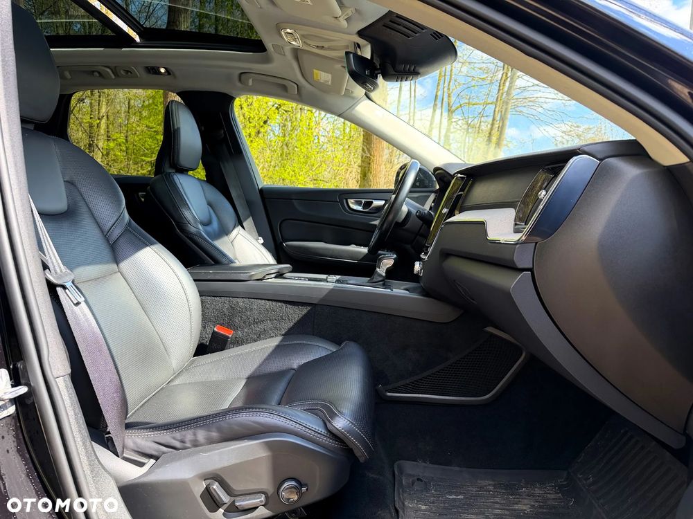 Volvo XC 60 T6 AWD Inscription - 12