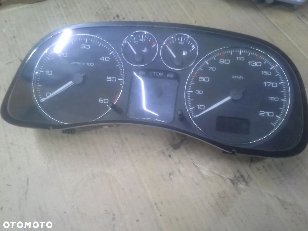 Peugeot 307 FL 1.6HDi 90KM 9HX zestaw startowy komputer 0281011863 stacyjka imoo bsi - 5