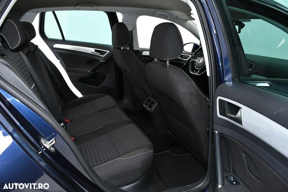 Volkswagen Golf 2.0 BlueTDI DSG Cup - 7