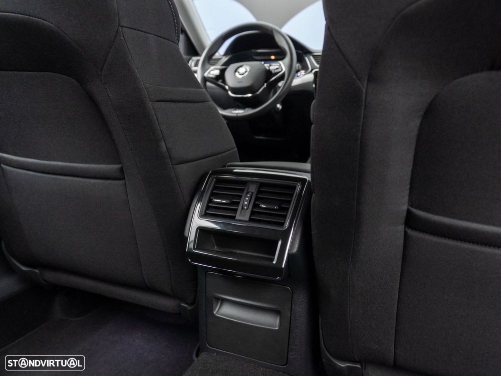 Skoda Superb Break 2.0 TDI DSG - 40