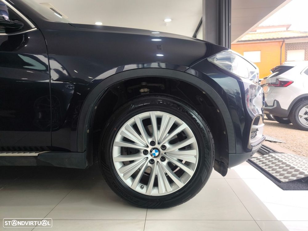 BMW X5 25 d sDrive Comfort 7L - 9
