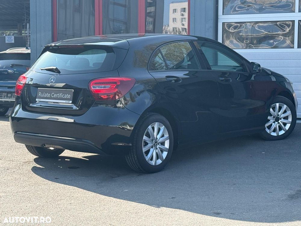 Mercedes-Benz A 160 7G-DCT - 9