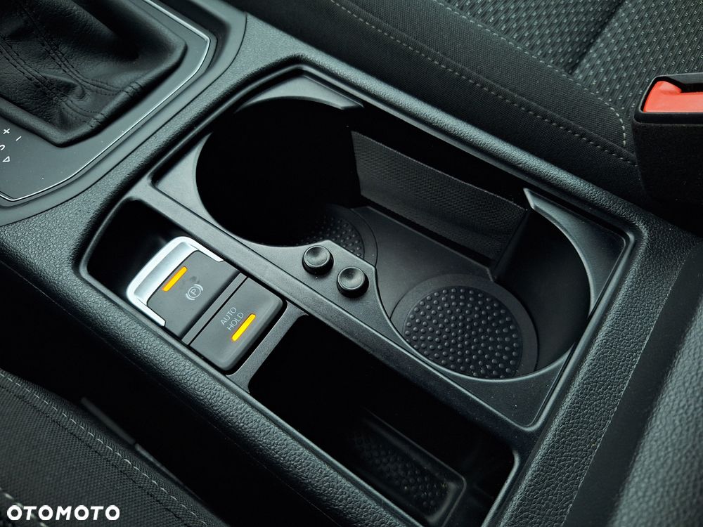 Volkswagen Touran 1.5 TSI EVO Comfortline Plus DSG - 32