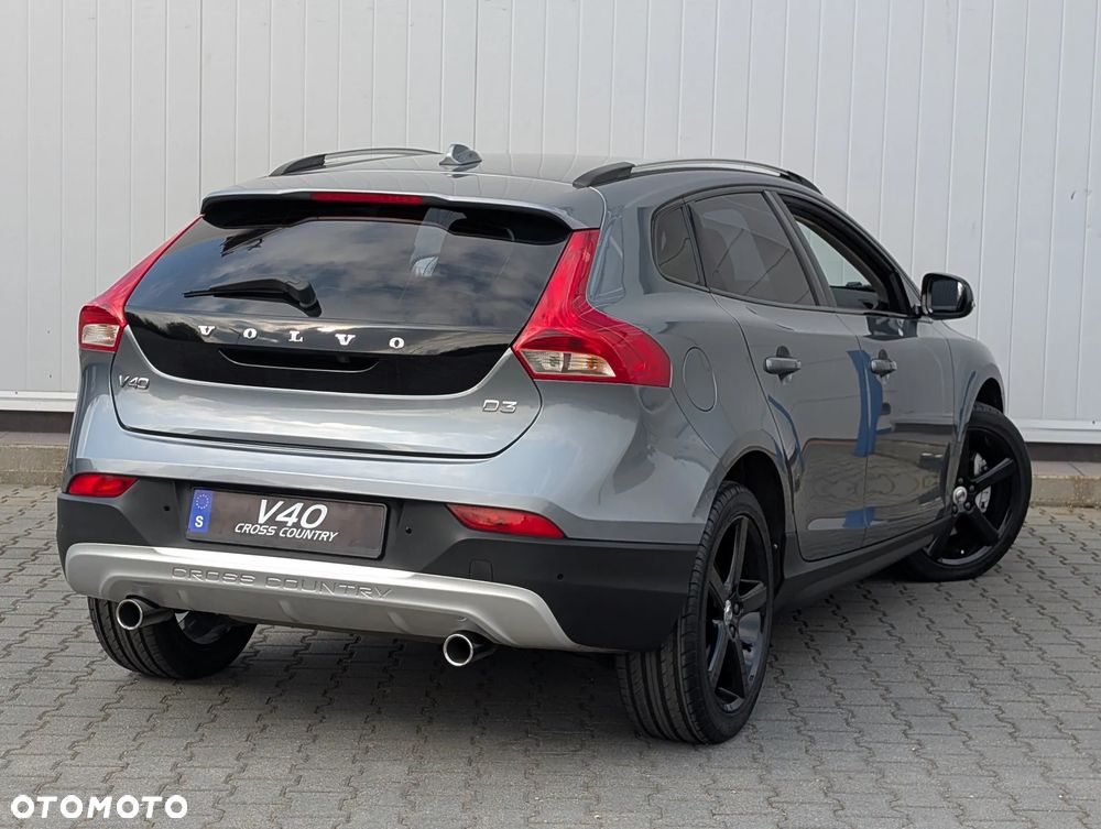 Volvo V40 Cross Country D3 Summum - 3