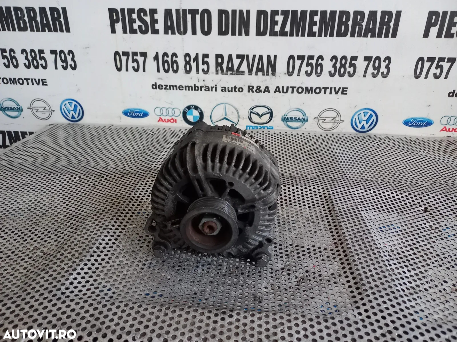 Alternator Audi Q7 Porsche Cayenne Vw Touareg 3.0 Tdi 180 Amperi Dezmembrez Audi Q7 3.0 Tdi Motor B - 4