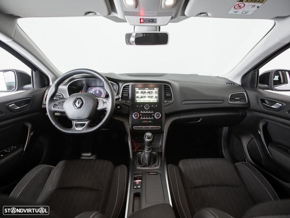 Renault Mégane 1.5 Blue dCi Limited - 6