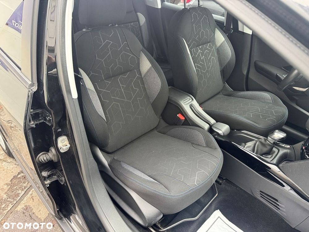 Peugeot 2008 - 16