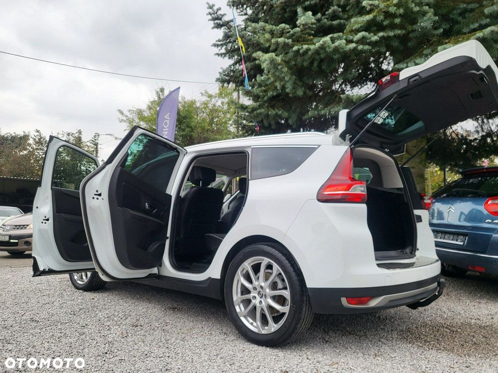 Renault Scenic - 11