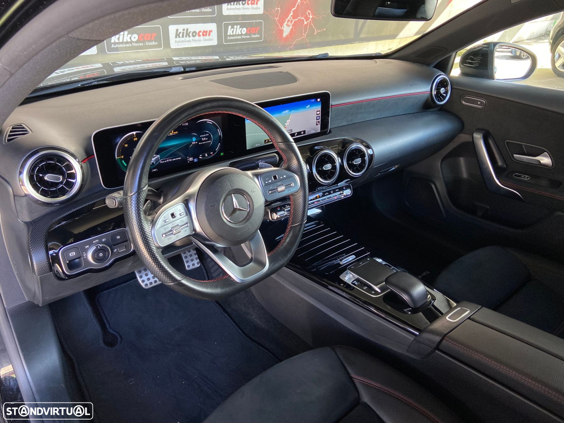 Mercedes-Benz A 180 d 7G-DCT AMG Line - 14