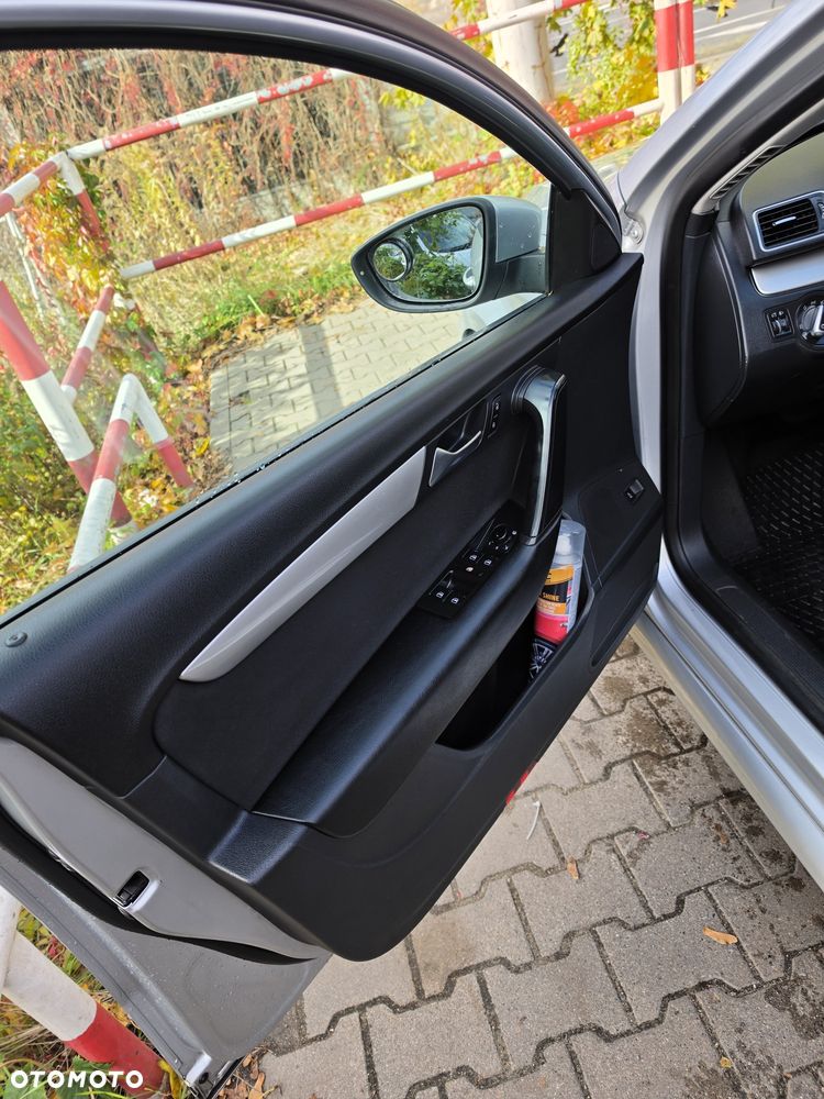 Volkswagen Passat - 5