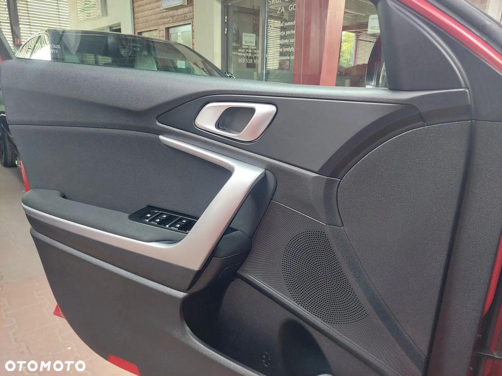 Kia Ceed - 18