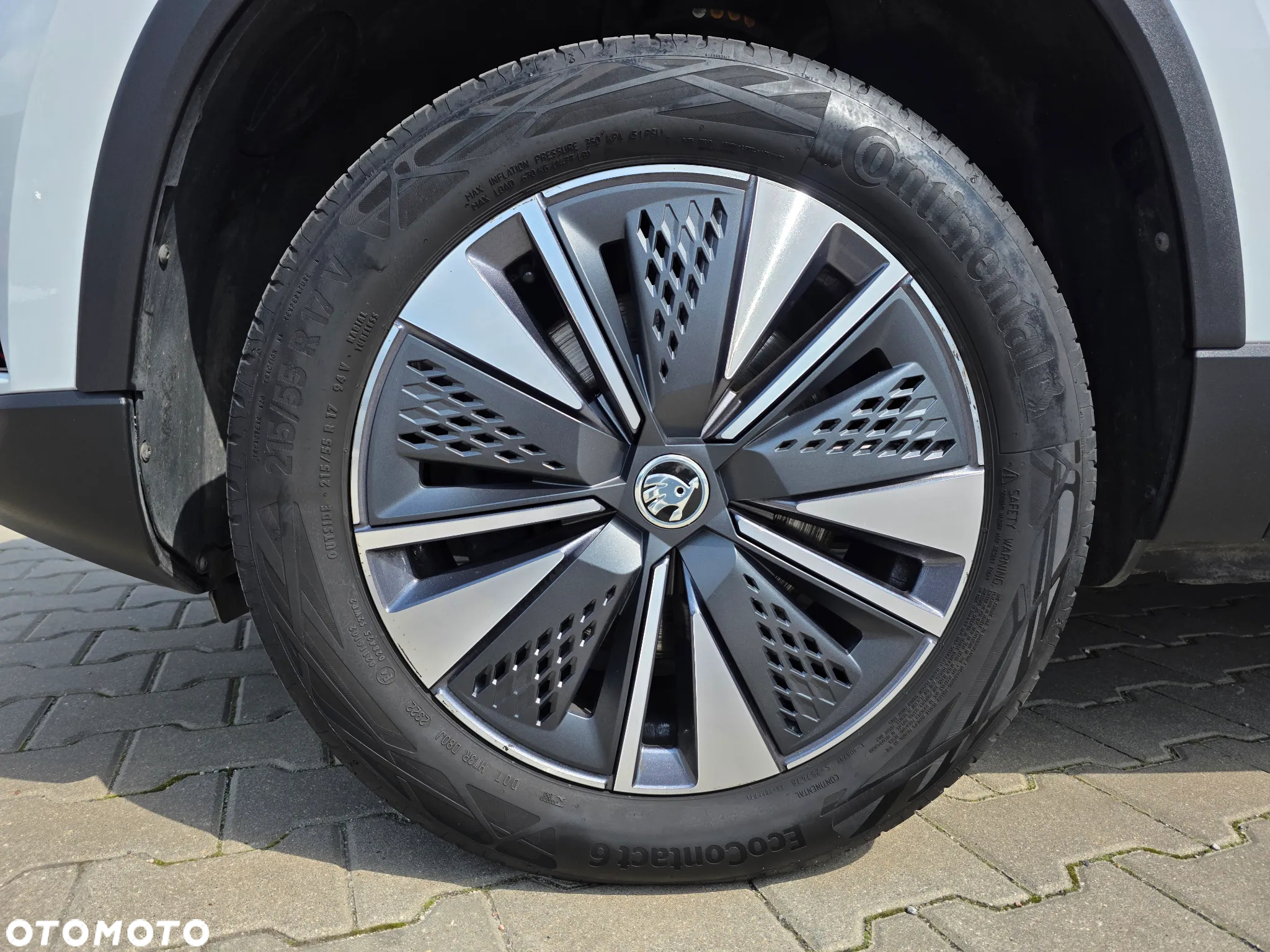 Skoda Karoq 1.5 TSI ACT 4x2 Style DSG - 27