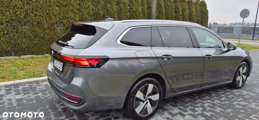 Volkswagen Passat - 5