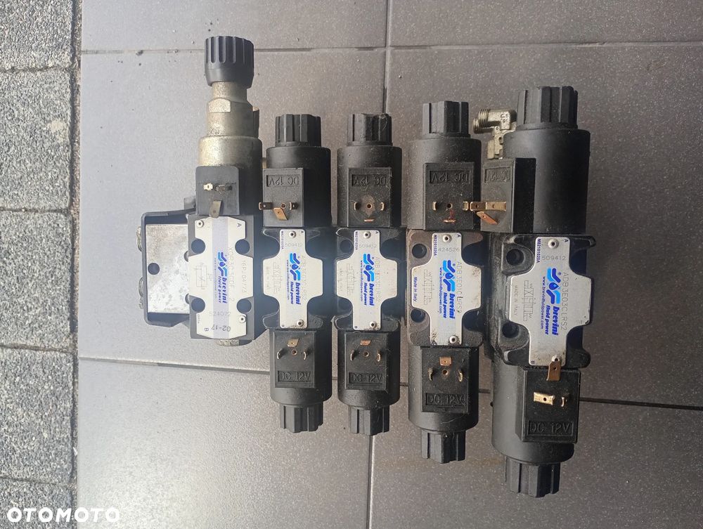 Kosz Podnośnik koszowy Klubb Podstawa Kolumna K32 K26 NA CZEŚCI Zwyżka Kompletna elektronika  Silnik hydrauliczny Pompa Ramię aluminiowe - 12