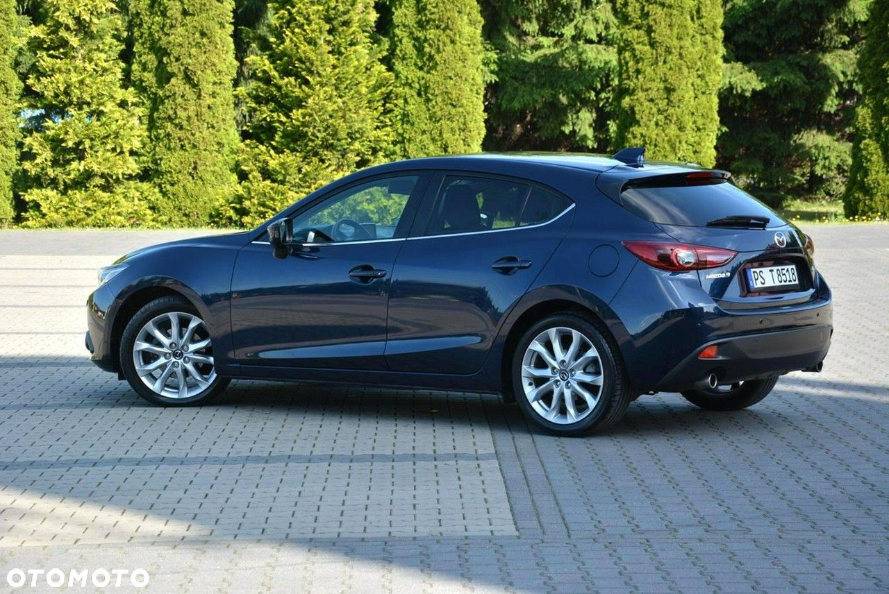 Mazda 3 - 5