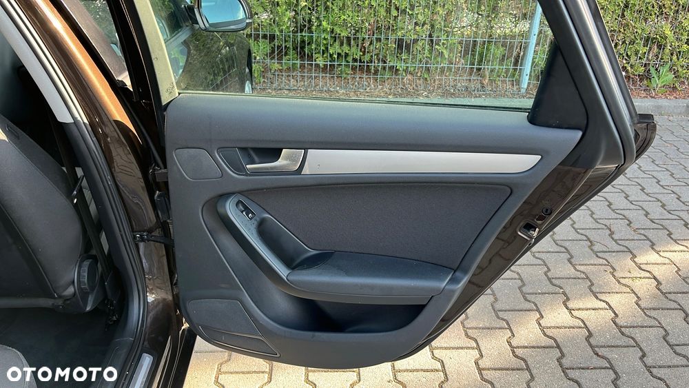 Audi A4 Avant - 9