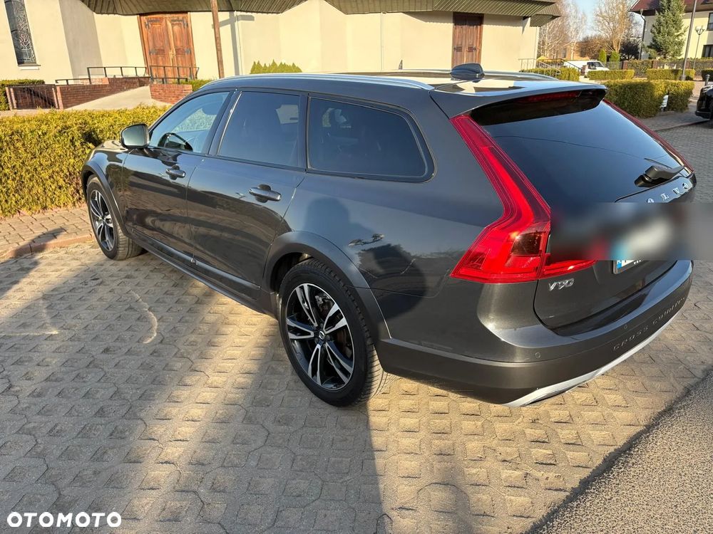 Volvo V90 D4 AWD Geartronic Momentum Pro - 3