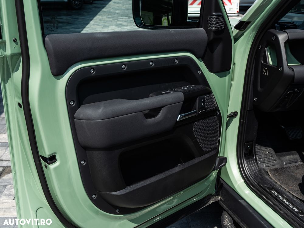 Land Rover Defender 110 3.0 P400 MHEV - 20