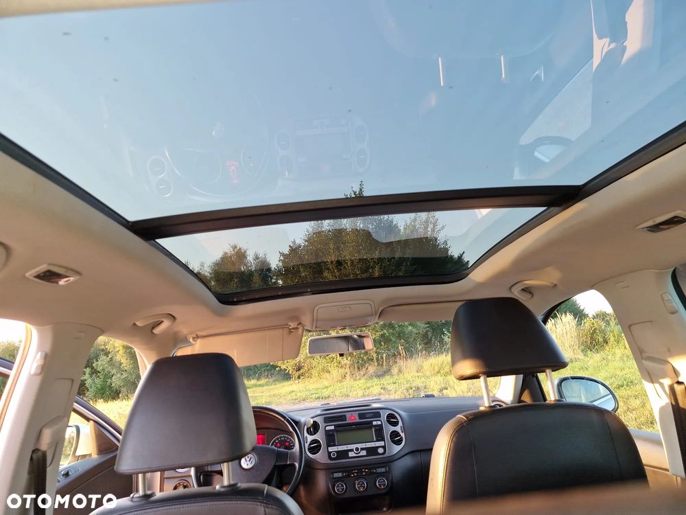 Volkswagen Tiguan - 11