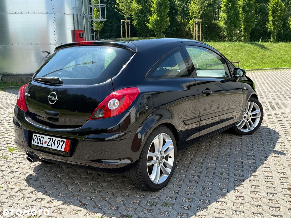 Opel Corsa 1.4 16V - 11