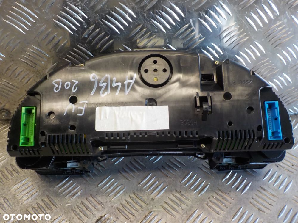 AUDI A4 B6 2.0 B LICZNIK ZEGARY EUROPA 8E0920900L - 4