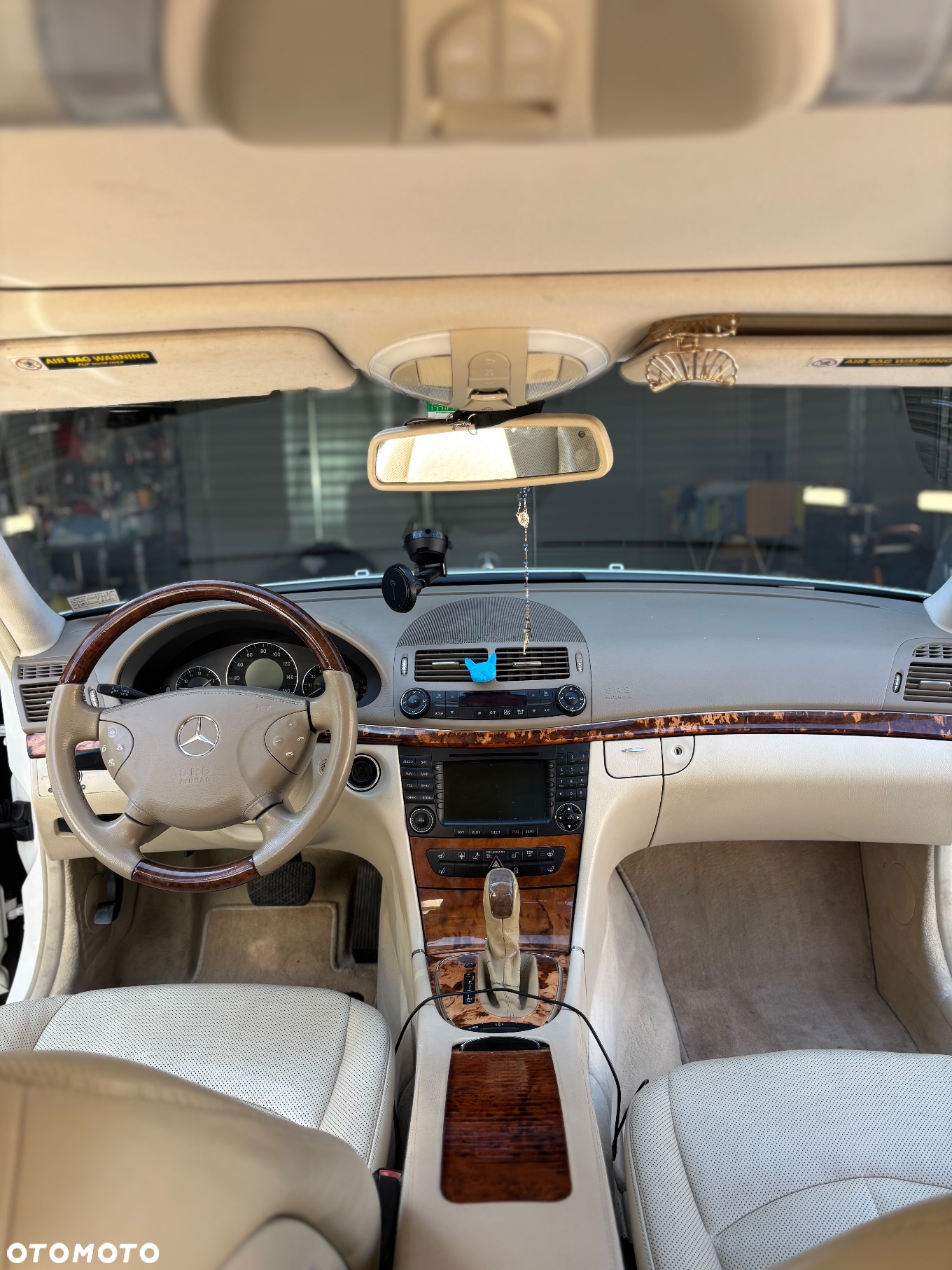 Mercedes-Benz Klasa E 500 4Matic Automatik Elegance - 3