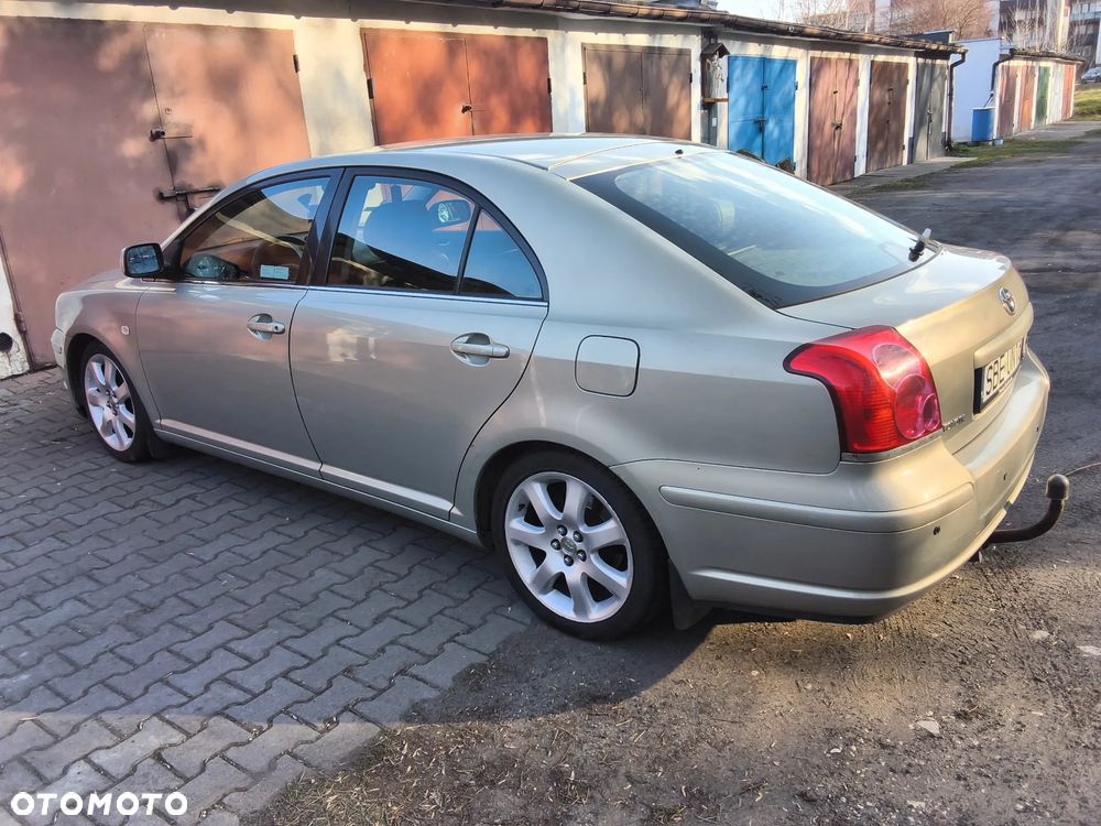 Toyota Avensis 2.0 VVT-i Prestige - 9