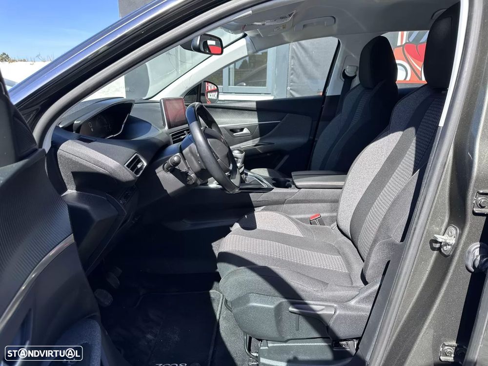 Peugeot 3008 1.2 PureTech Allure Pack - 18