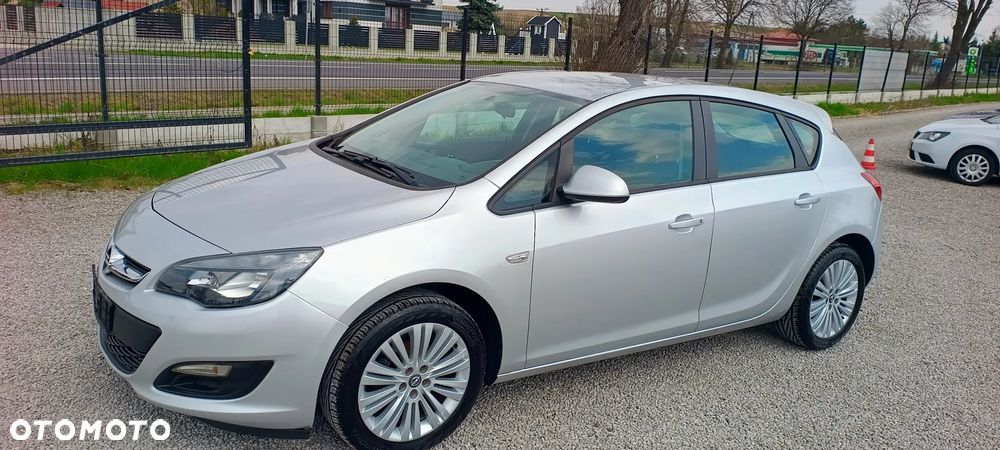 Opel Astra 1.6 Style - 14