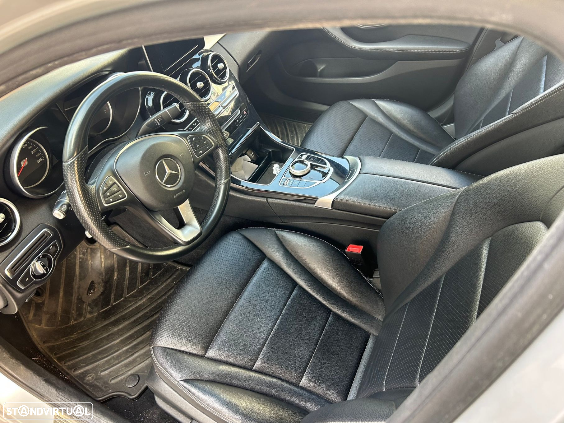 Mercedes-Benz C 300 h Avantgarde - 8