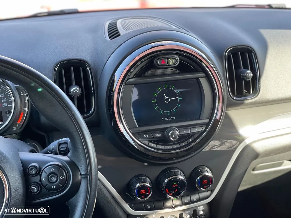 MINI Countryman Cooper SE ALL4 Auto - 18