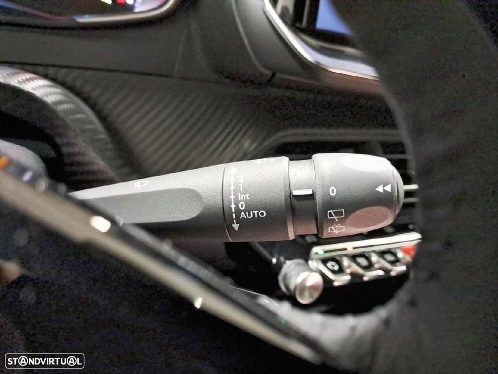 Peugeot e-2008 54 kWh Style - 15