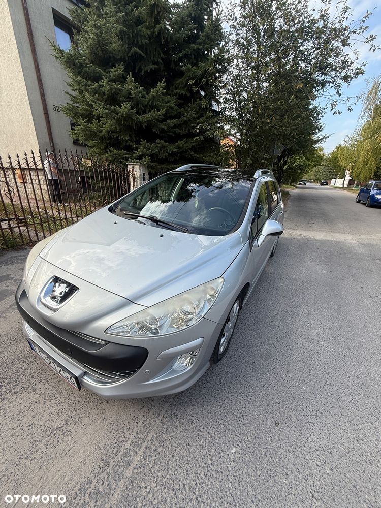 Peugeot 308 - 1