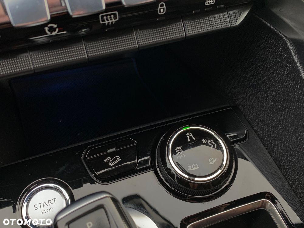 Peugeot 5008 BlueHDi 180 EAT6 GT - 29