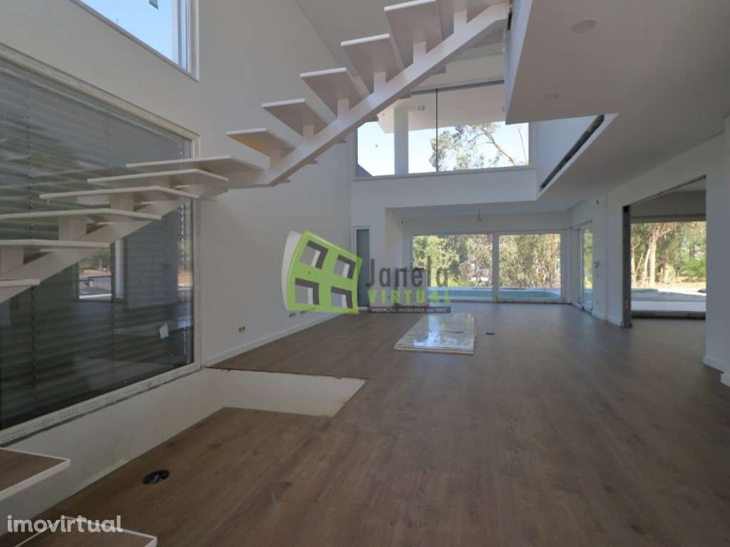 Moradia Isolada T3+1 de Luxo em Marisol - Elegância, Conforto e Exc... - Grande imagem: 3/43