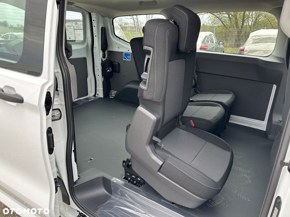 Volkswagen Transporter - 33