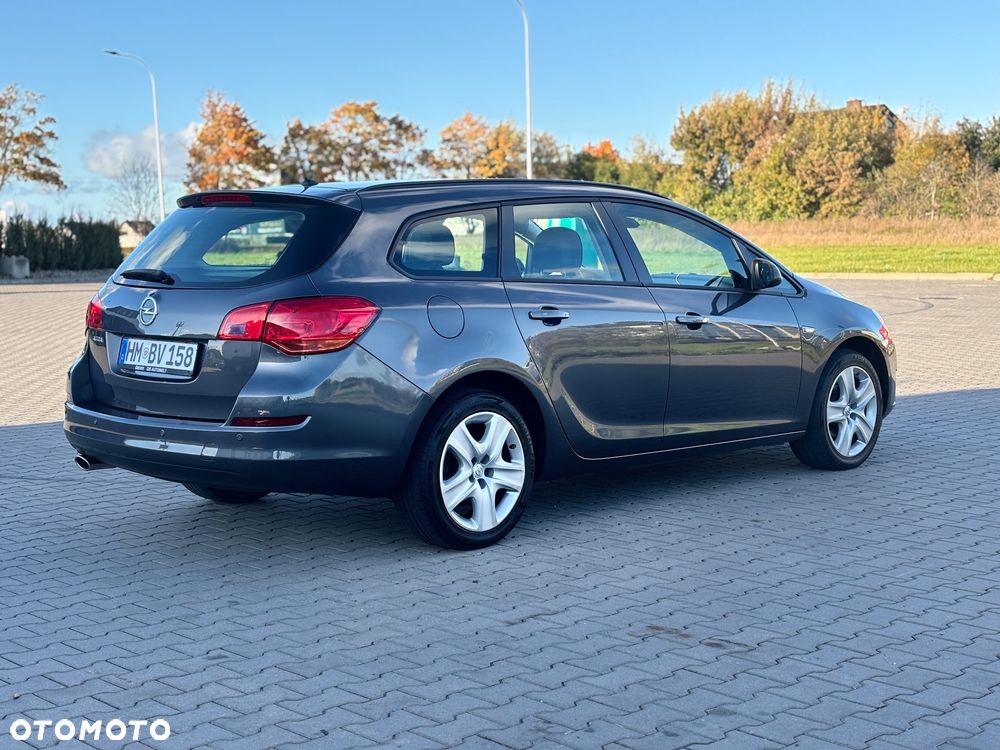 Opel Astra 1.4 Turbo Edition - 4