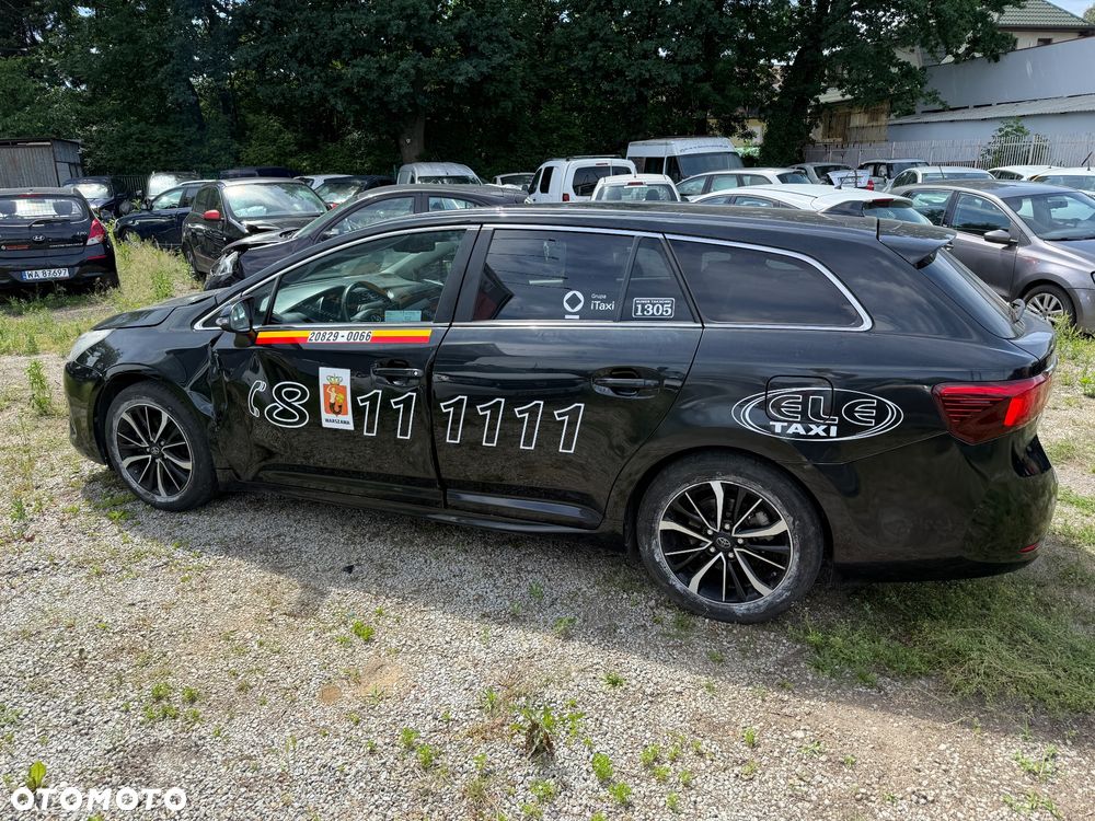 Toyota Avensis 1.8 Premium - 7
