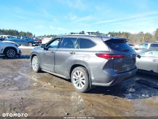 Toyota Highlander - 3
