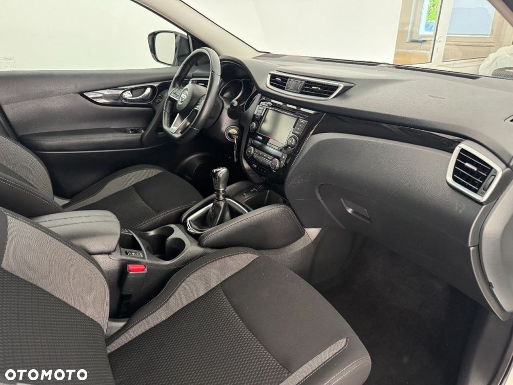 Nissan Qashqai - 17