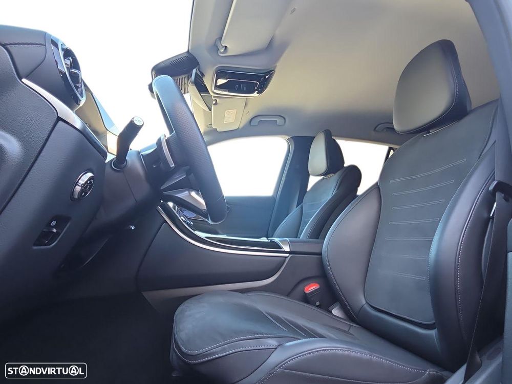 Mercedes-Benz GLC 220 d 4Matic 9G-TRONIC AMG Line - 11